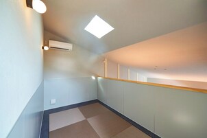 Luxury Villa, 3 Bedrooms, Mountain View | Blackout drapes, free WiFi