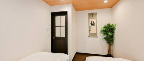 Blackout curtains, iron/ironing board, free WiFi