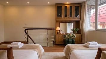 基础开间, 阳台, 城市景观