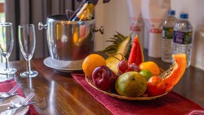 Makanan dan minuman