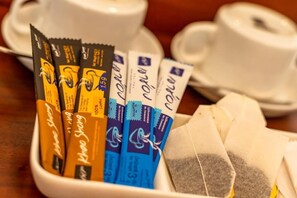 Alimentos y bebidas