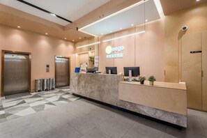 เบสิกสตูดิโอ, ระเบียง | ล็อบบี้