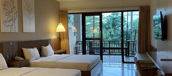 Surya Kencana Seaside Hotel Pangandaran