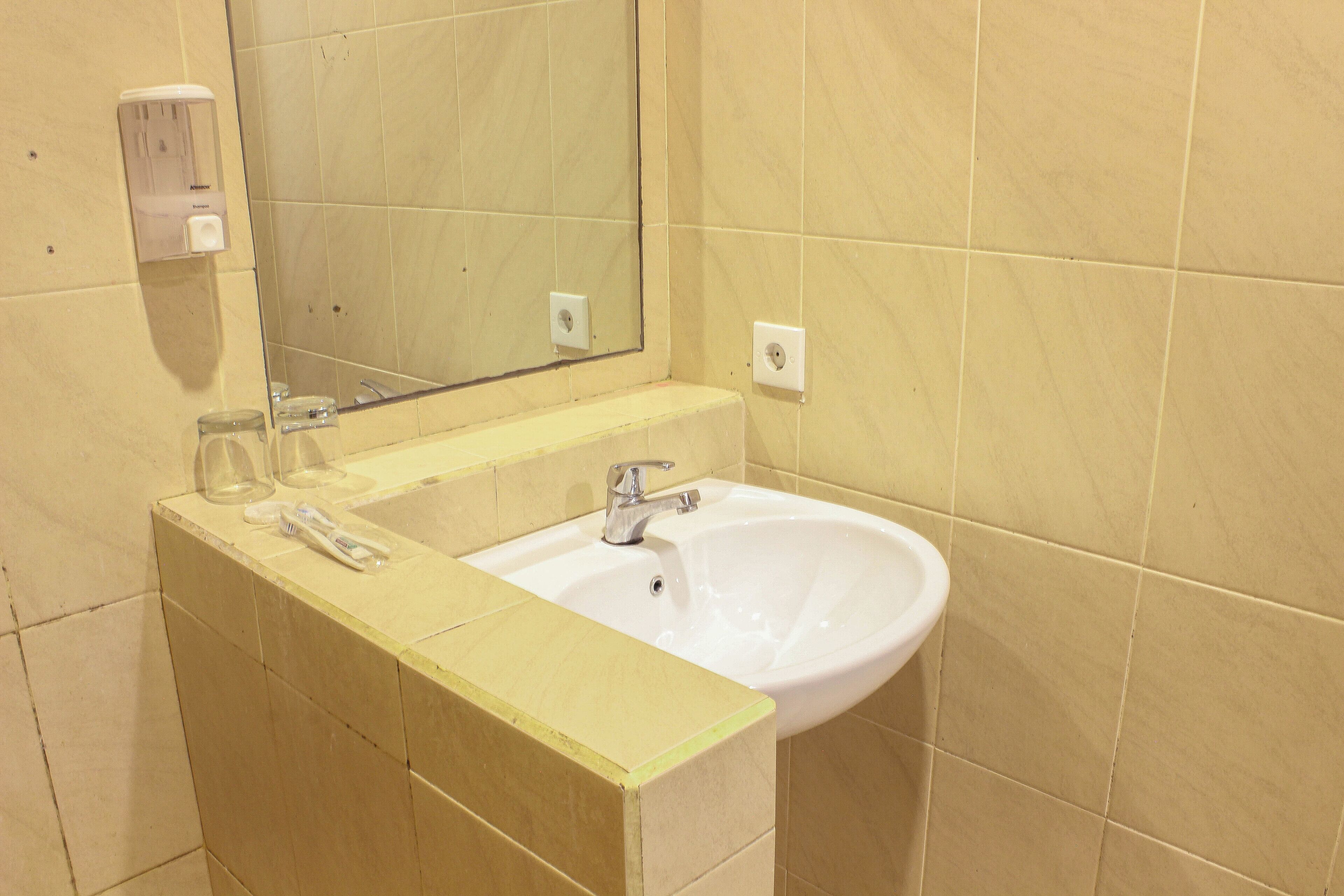 Kamar Deluks | Kamar mandi