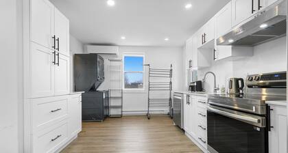 Beautiful 1-bedroom apartment with AC in charming Gatineau
