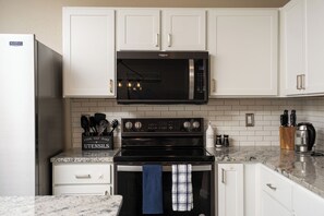 Paper towels - World Cup Near AT&T, Six Flags, Joe Pool Lake - DFW Sweet Retreat (Grand Prairie)