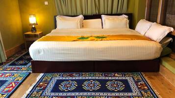 Deluxe Suite, Balcony, Valley View