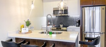 Beautiful 2-bedroom condo in Rosarito with beach view + Pool & Jacuzzi.