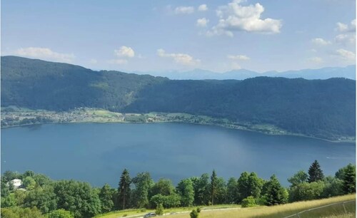 Unique villa at 950m with stunning views of Lake Ossiach & Karawanken.