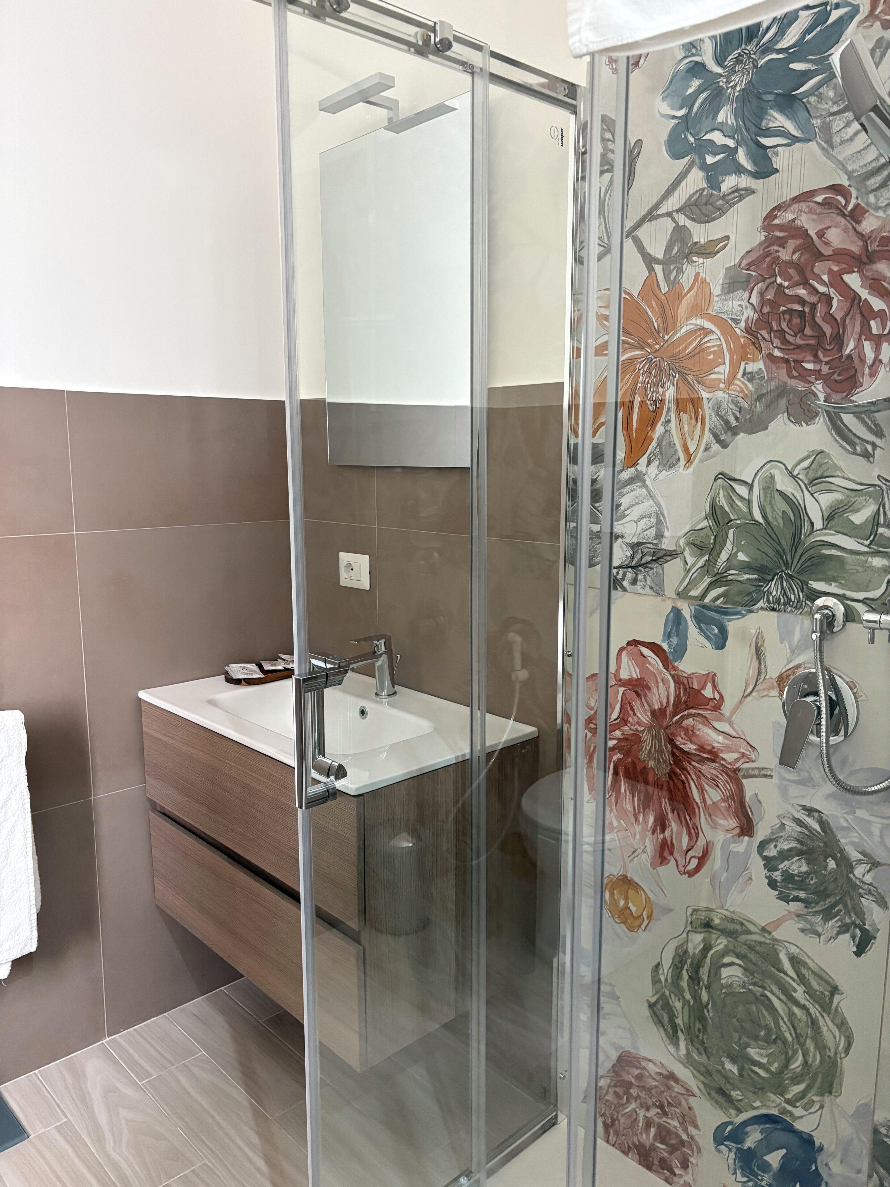 Familien-Vierbettzimmer | Badezimmer