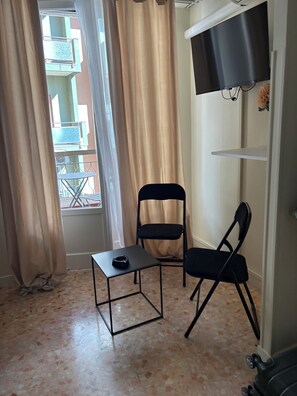 Comfort-Doppelzimmer, Stadtblick | Innenbereich