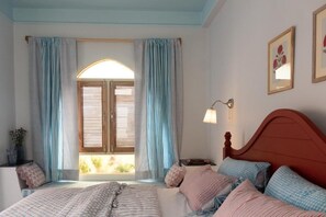 Deluxe tweepersoonskamer, balkon, uitzicht op tuin