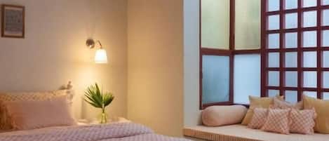 Kahden hengen deluxe-huone | Silitysrauta/-lauta, ilmainen Wi-Fi