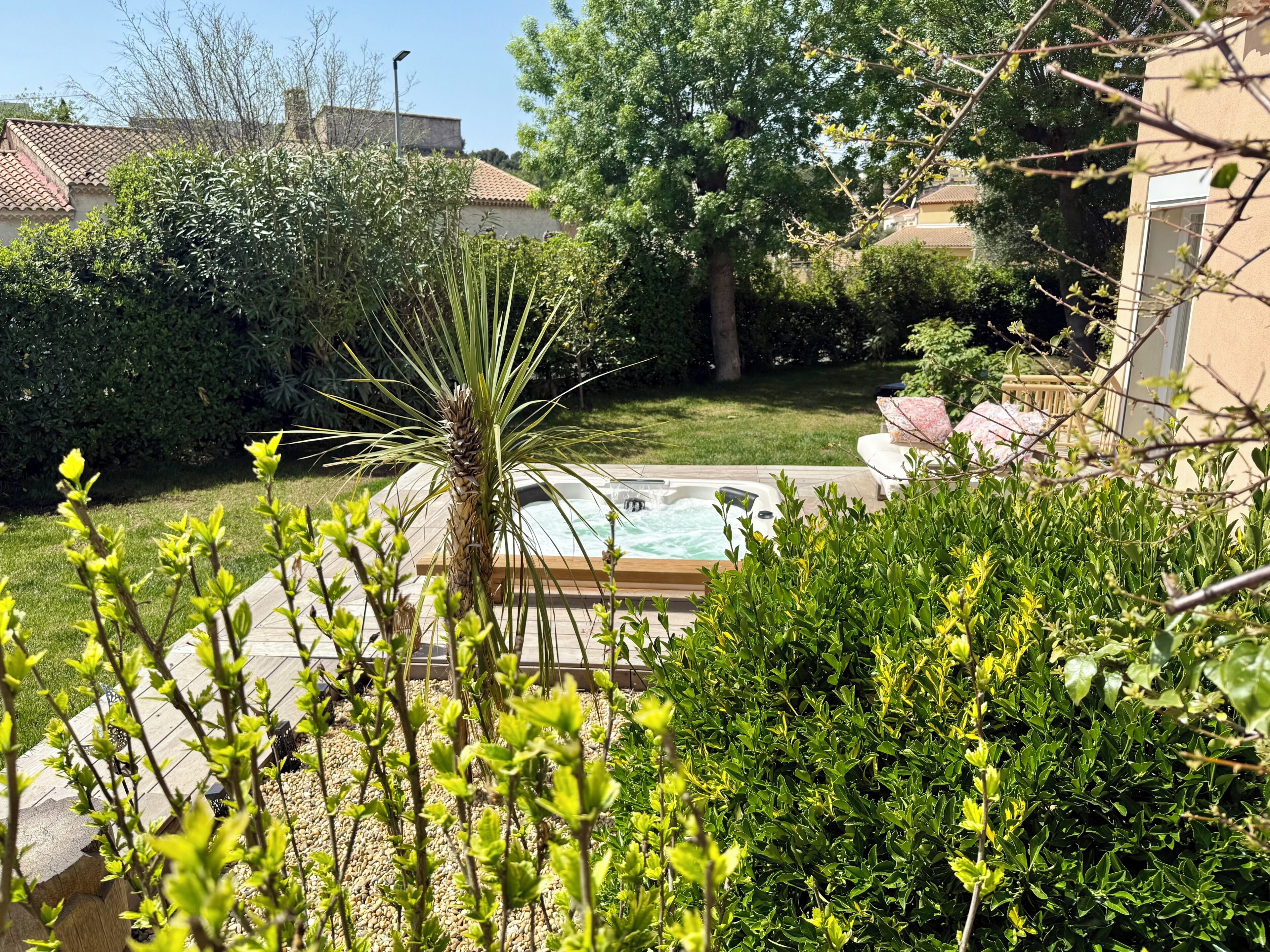 Bain à remous extérieur