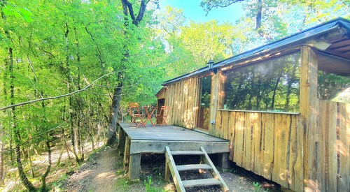 Beautiful cabin in Les Eyzies for a relaxing getaway with wifi, heating, fan