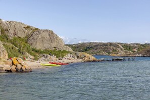 Miscellaneous - Coastal Calmness in Stockevik Skärhamn (Skärhamn)