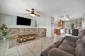 Family House, 3 Bedrooms, River View | Living area - Fort Myers Waterfront Boat House (Fort Myers)