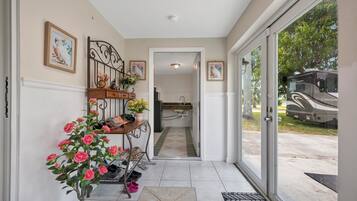 Nhà dành cho gia đình, 3 phòng ngủ, quang cảnh sông | Nội thất