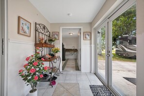 Nhà dành cho gia đình, 3 phòng ngủ, quang cảnh sông | Nội thất