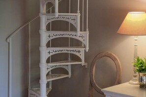 Executive Triple Room, Garden View | Interior