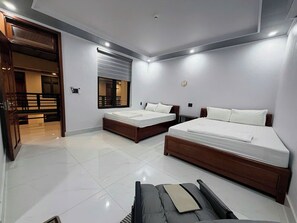 Family Double Room | Free WiFi, bed sheets - Sunbeam Village Phong Nha (Bo Trach)