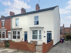 Exterior - 3 bedroom accommodation in Saltburn (Saltburn)