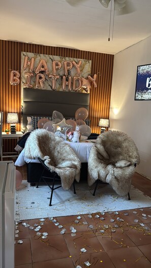 Interior - Cosy & Private cottage with easy access to N3 (Pietermaritzburg)