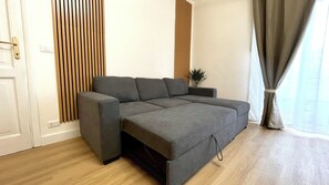 Living area - Vrbo Property (Roma)