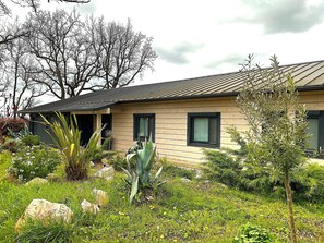 Exterior - Vrbo Property (Monflanquin)