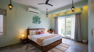 Deluxe Villa, Pool View | Iron/ironing board, free WiFi