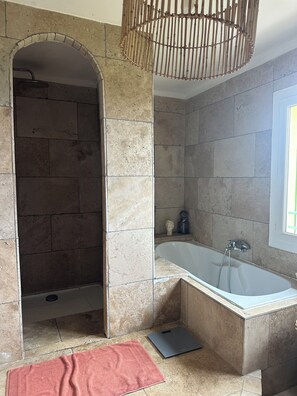 Bathroom - Vrbo Property (Cabris)