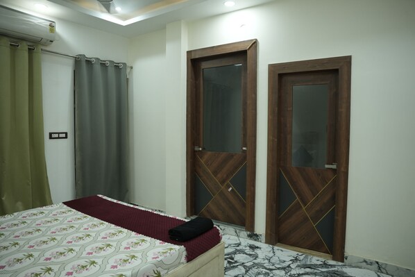 3 bedrooms, Internet