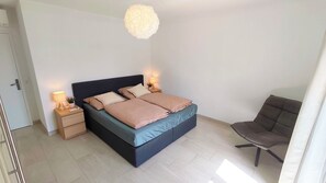 4 chambres, fer et planche à repasser, Wi-Fi