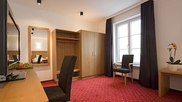 Comfort-Einzelzimmer, Stadtblick | Innenbereich