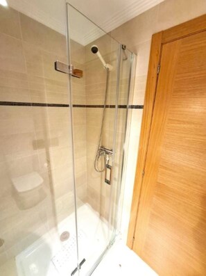 Bathroom - Vrbo Property (A Insua)
