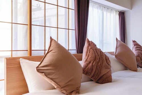 NEW! Direct access to Tokyo, Ueno, Asakusa / Ideal for families & groups / Private detached house / Comfortable stay in a quiet residential area