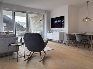 TV, ping pong, books, stereo - "Baltic Sea happiness"... The sound of the sea included! (Dahme)