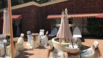 Room, Multiple Bedrooms, Patio | Dining