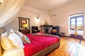 Room - Vrbo Property (Alghero)