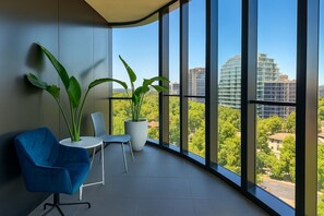 Deluxe Apartment, Balcony, Bay View | Interior - Stylish Edge Apartment Albert Park & Bay (Melbourne)