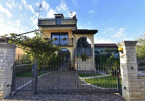 Exterior - Umag flat near center and beach (Umag)
