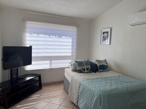 3 bedrooms, iron/ironing board, free WiFi, bed sheets - House 3 min from the beach with private pool, view of the golf course and Tetakawi hill. (San Carlos)