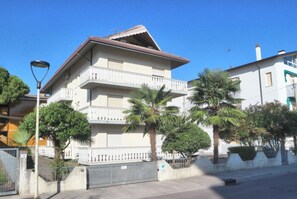 Exterior - Functional apartment for a nice stay in Lignano (Lignano Sabbiadoro)