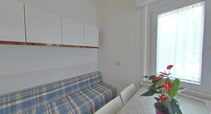 Interior - Nice accommodation in a central area (Lignano Sabbiadoro)