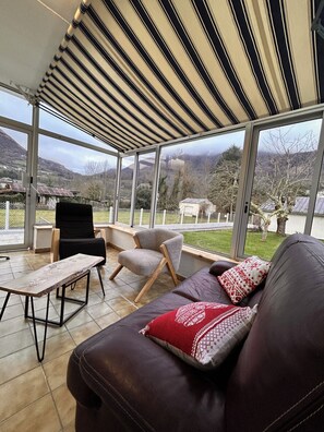 Living area - Vrbo Property (Laruns)