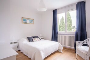 5 bedrooms, WiFi, bed sheets - Villa Nossi-Bé - Private pool - Pool house (La Garde)