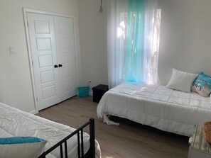 2 Schlafzimmer, Schreibtisch, kostenloses WLAN, Bettwäsche