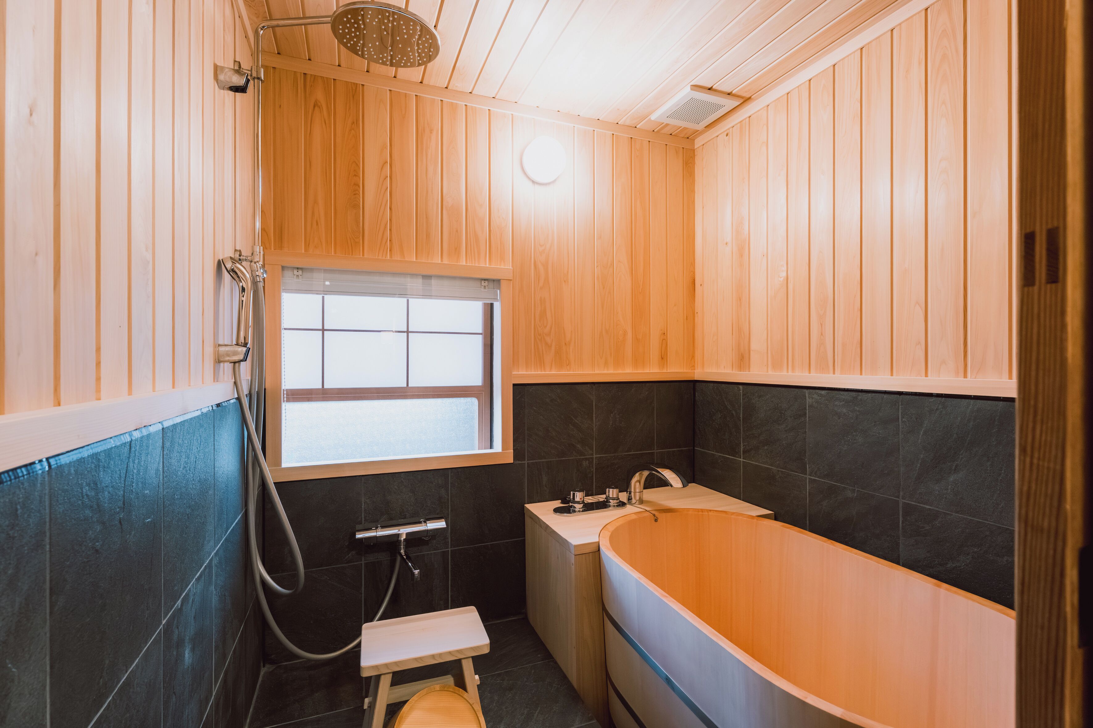 Deluxe Villa, Garden View | Bathroom | Separate tub and shower, hydromassage showerhead, hair dryer, slippers