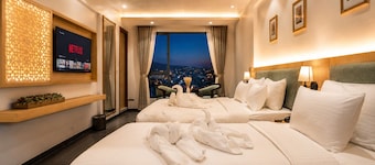 The Avenor - Luxury Hotel in Jaipur