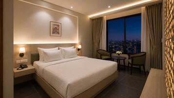 Superior Double Room, City View | Desk, free WiFi